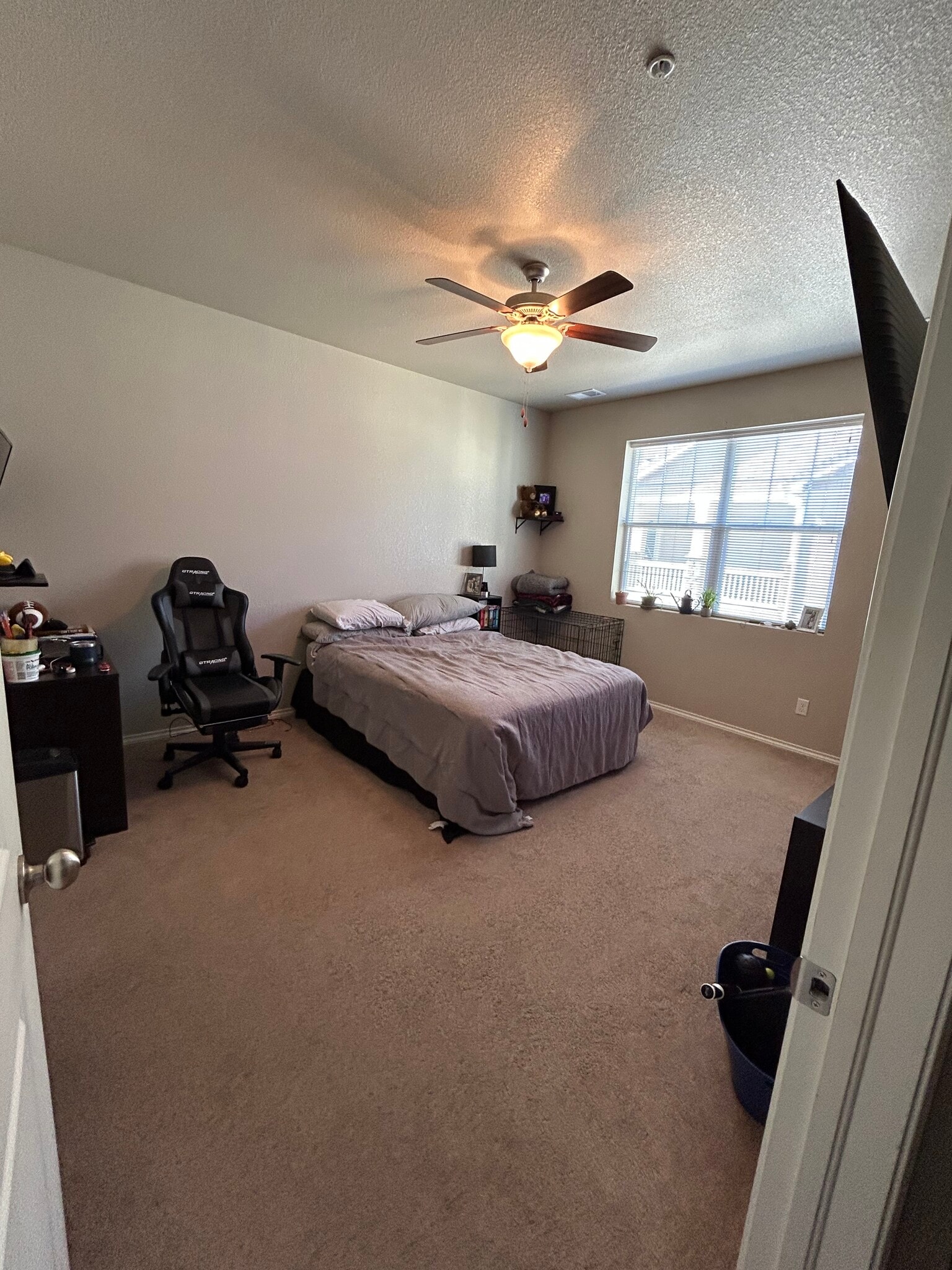 Building Photo - 6915 W 3rd St