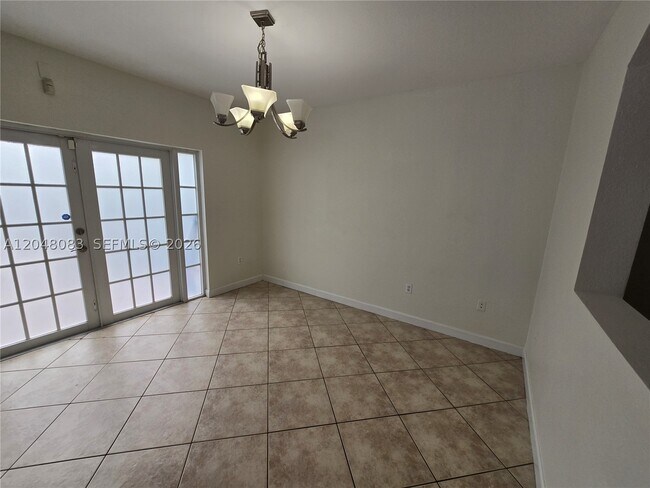 Building Photo - 14758 SW 9th Ln