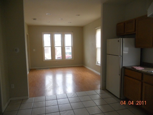 Building Photo - Updated Single Family 3 bedroom