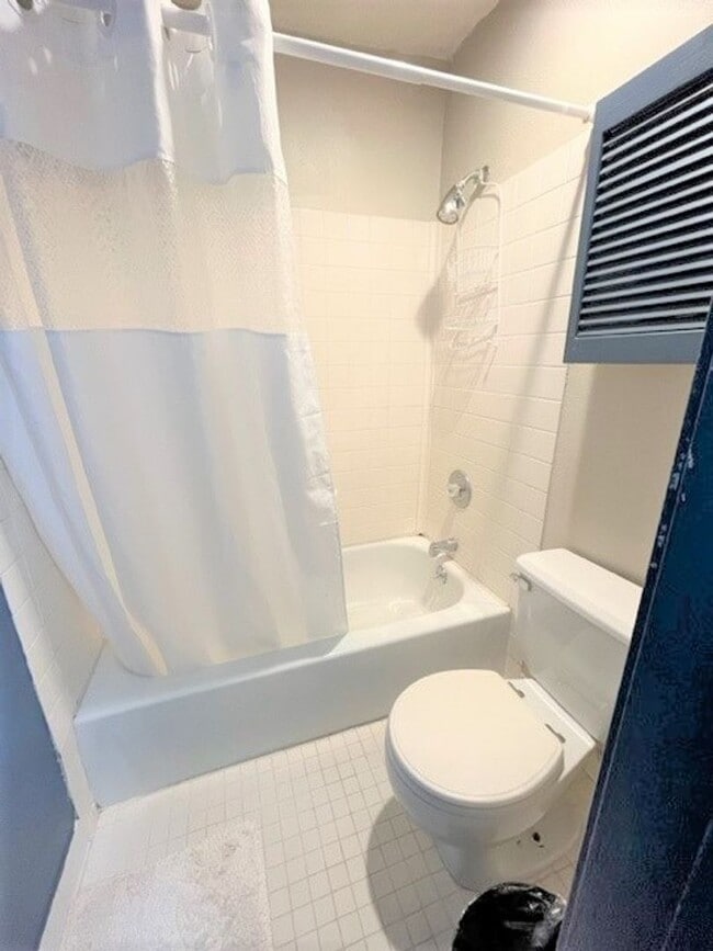 Building Photo - Unique Opportunity - Furnished Apartment with Ammenities