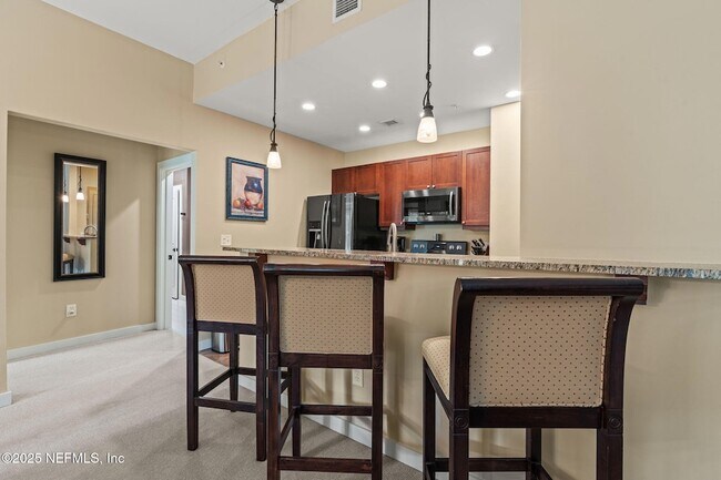 Building Photo - 945 Registry Blvd