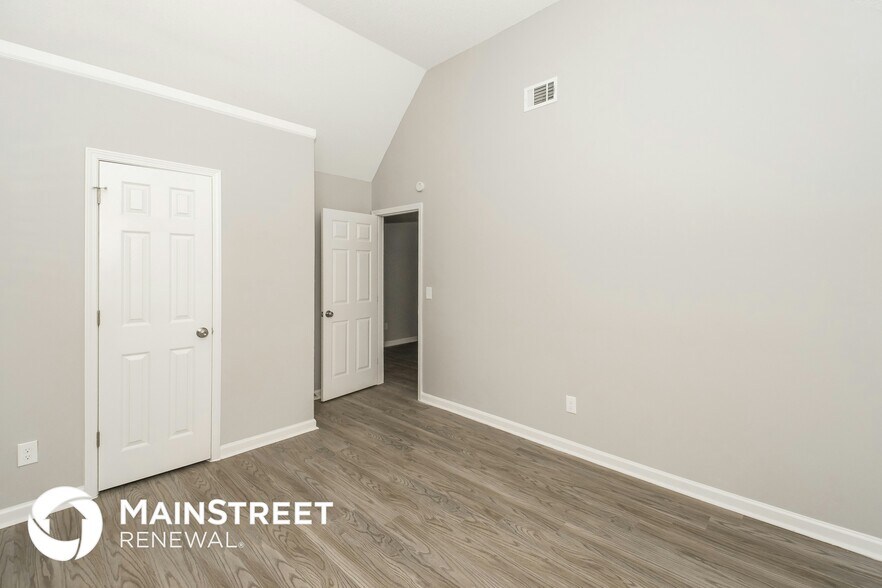 Building Photo - 987 Brisley Cir