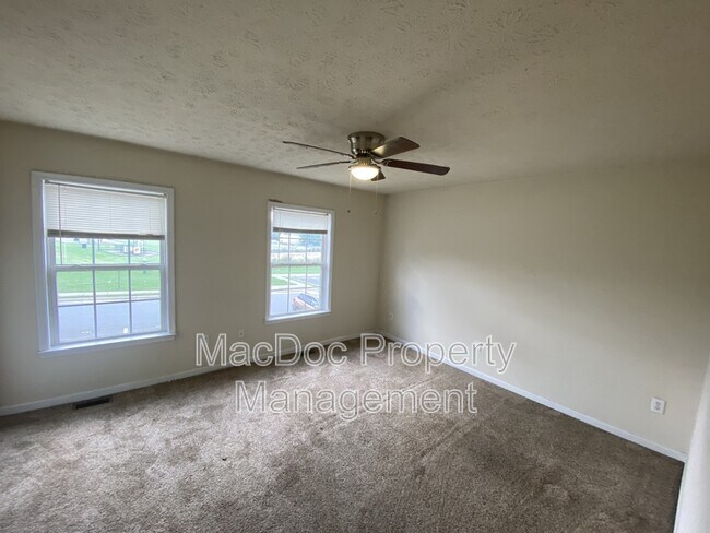 Building Photo - 9740 W Midland Way