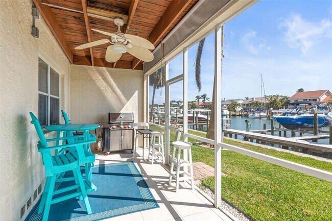 Building Photo - 1109 Pinellas Bayway S