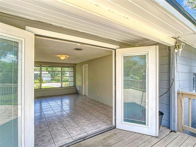 Building Photo - 3753 Benson Ave N