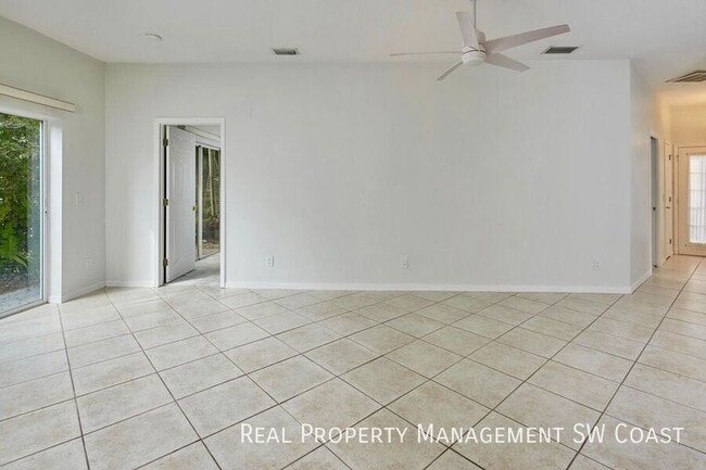Building Photo - 10735 Maui Cir