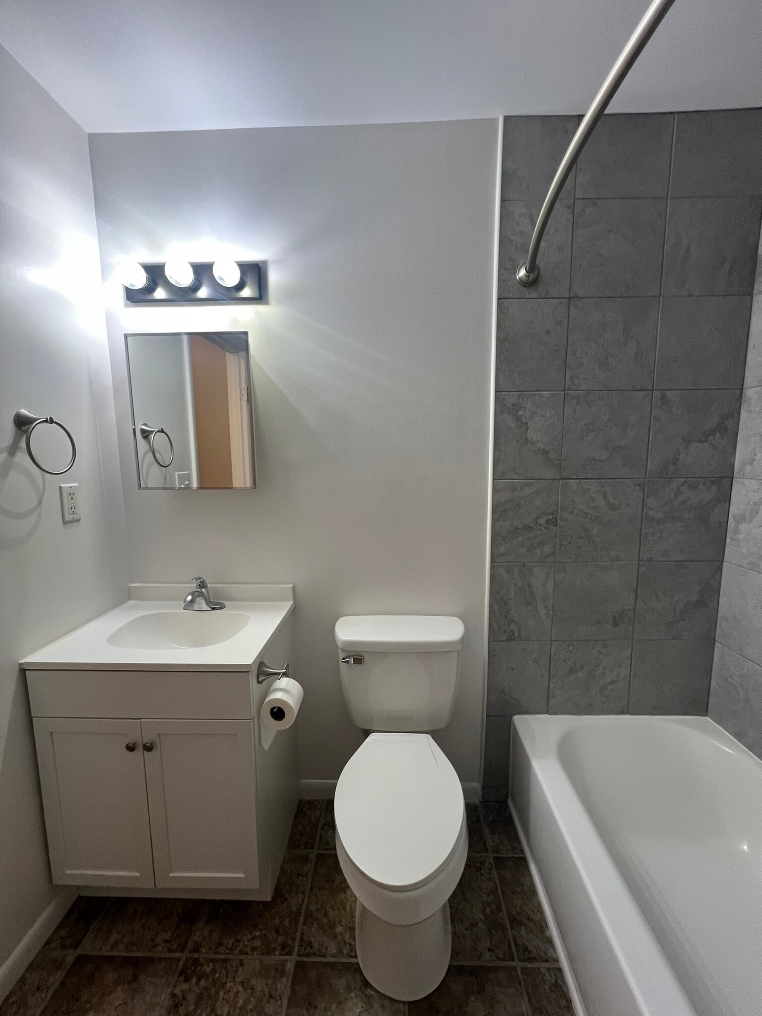 Bathroom - 3662 Diane Ln