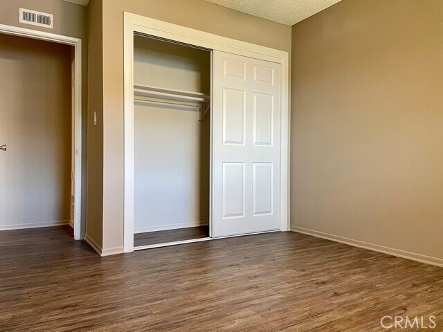 Building Photo - 15641 Tustin Village Way