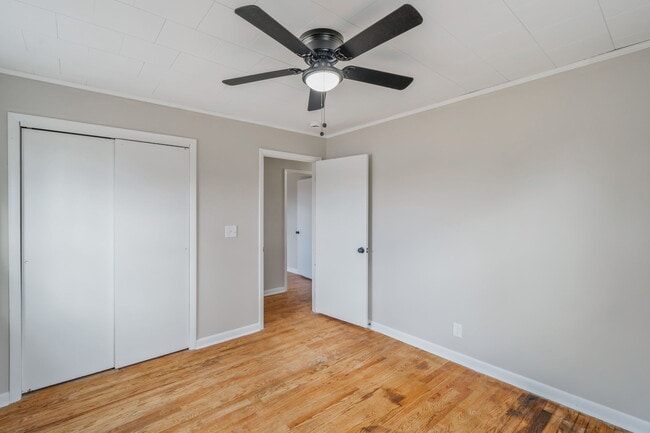 Building Photo - 117 Gayle Ave