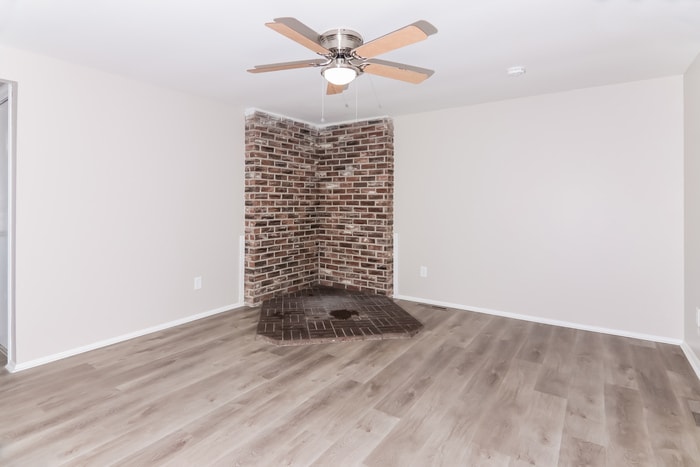 Building Photo - 6701 Gilette Dr