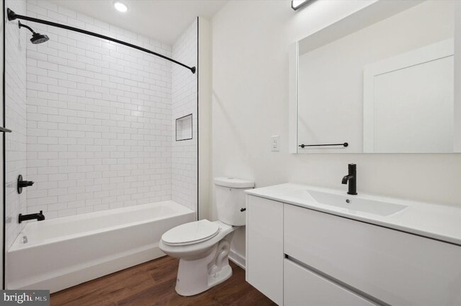 Building Photo - 2513 N Howard St