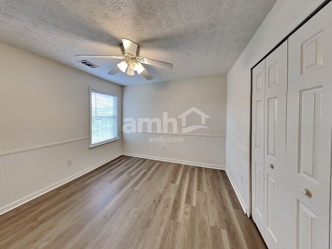 Building Photo - 1752 Chanson Pl NE