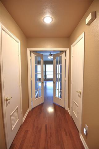 Building Photo - 3016 Myrtice Dr