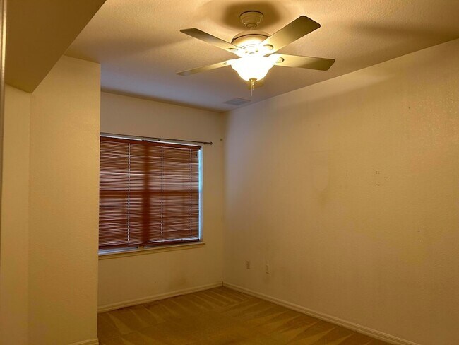 Building Photo - 3995 Almeida Court