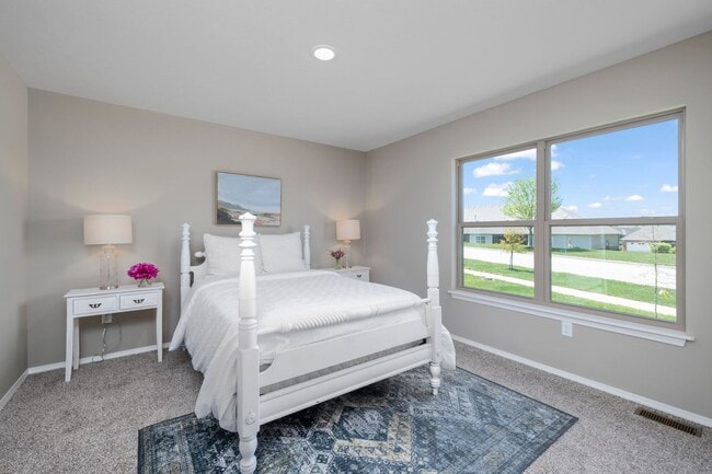 Building Photo - Beautiful 4 Bedroom Rental in Nixa with a ...