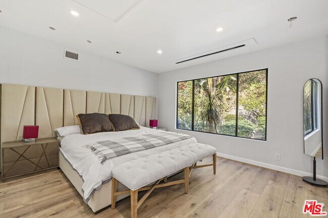Building Photo - 9213 Warbler Way