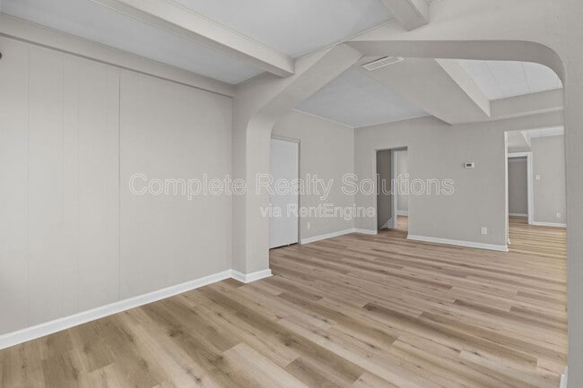 Building Photo - 5300 Bancroft Ave