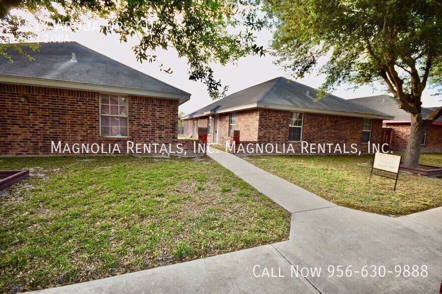 Building Photo - 1817 Aruba Dr