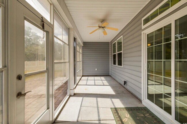 Building Photo - 3284 Saddlewood Cir
