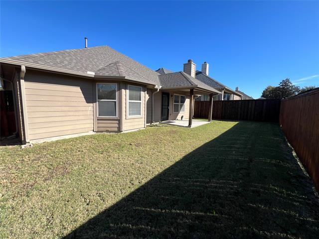 Building Photo - 1616 Bluebird Dr