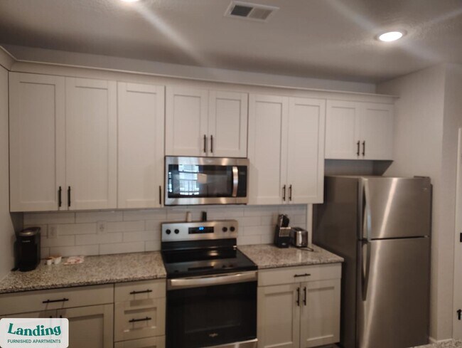 Building Photo - 120 SW 148th Dr