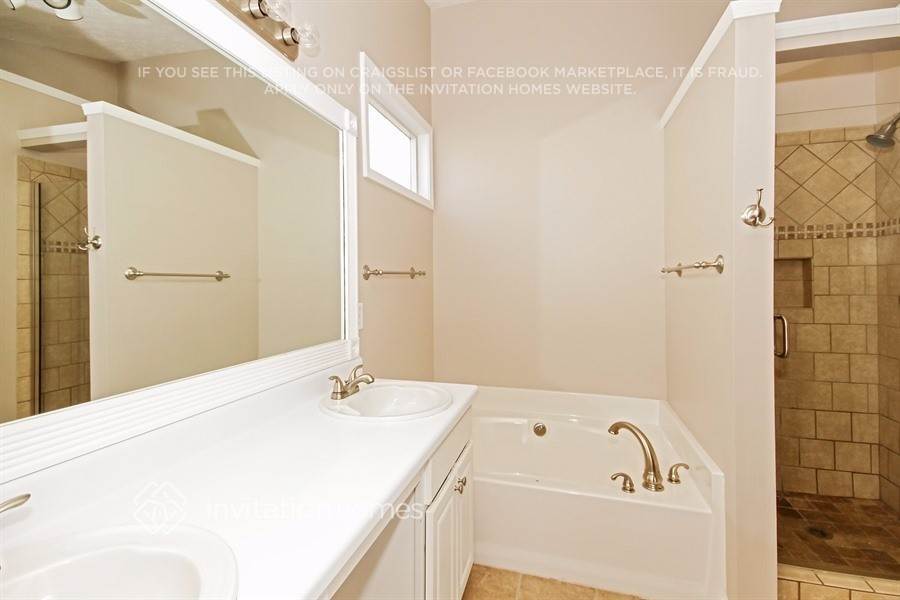 Building Photo - 4251 Brighton Way NW