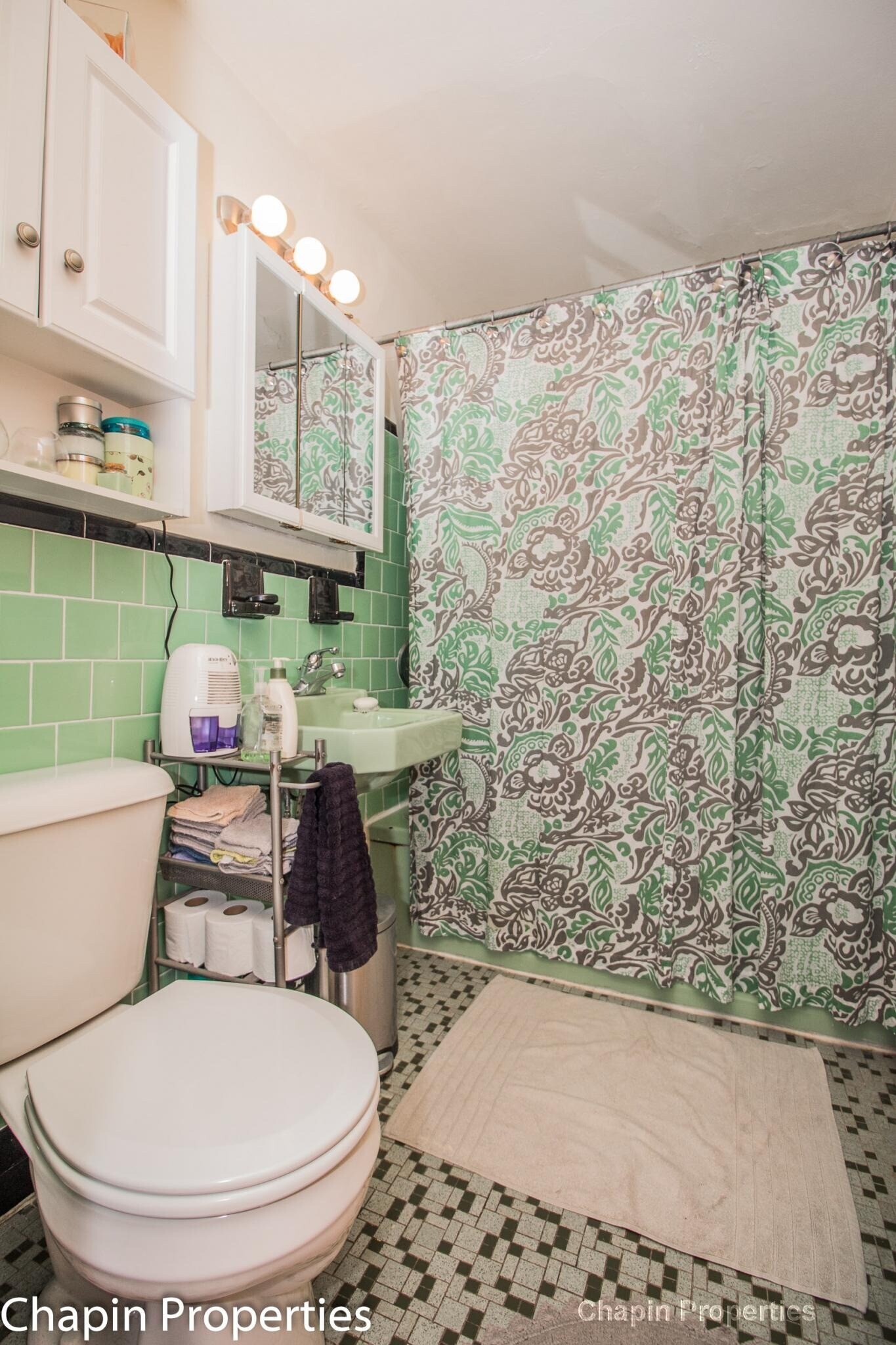 Building Photo - 79 Chestnut St