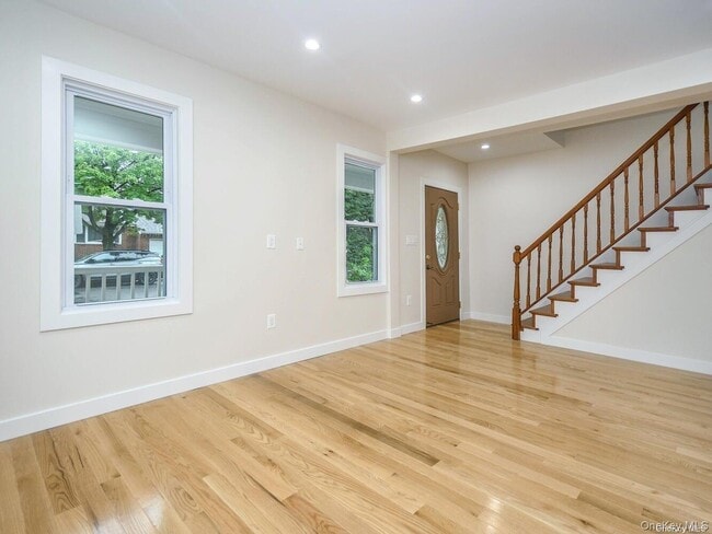 Building Photo - 4 S 8th St