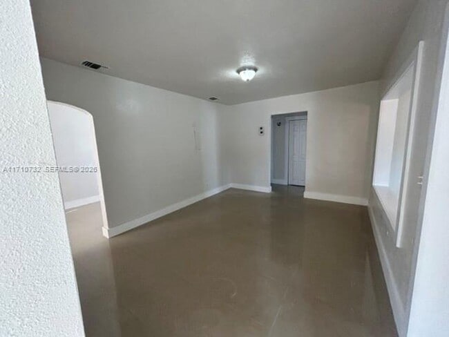 Building Photo - 3529 NW 34th St
