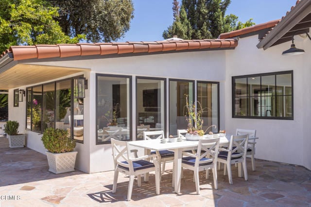 Building Photo - 4435 Encinas Dr