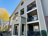 Building Photo - Great 3 bed 2 bath condo in Turnberry Condo's