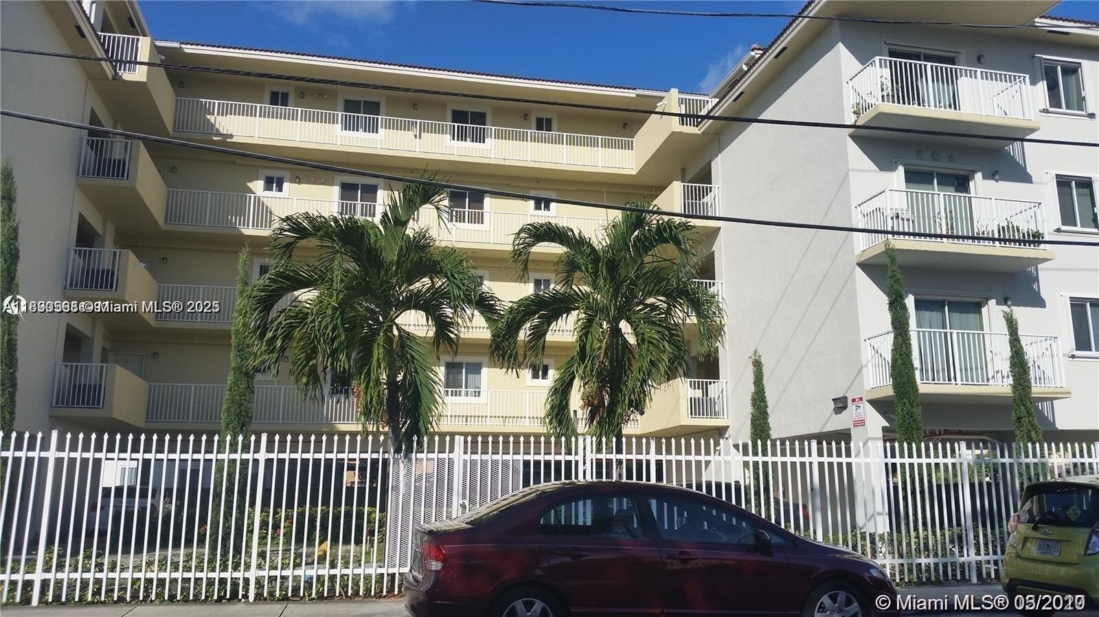 Building Photo - 134 SW 7th Ave