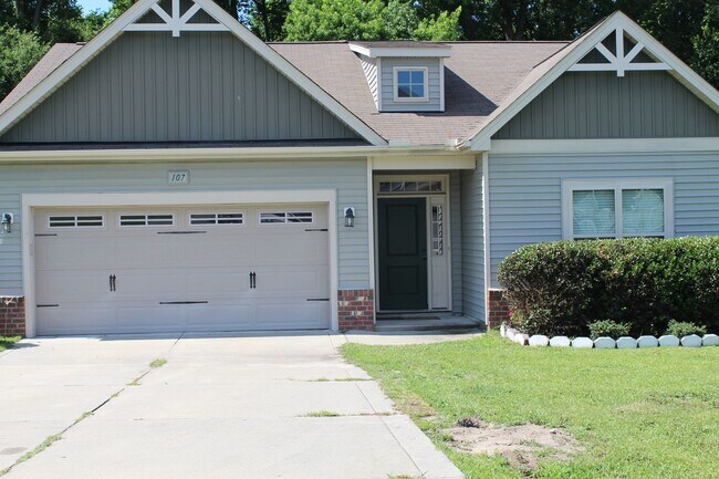 Building Photo - 107 Olde Mill Creek Dr