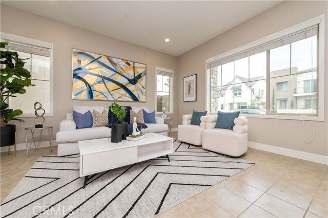 Building Photo - 158 Scale