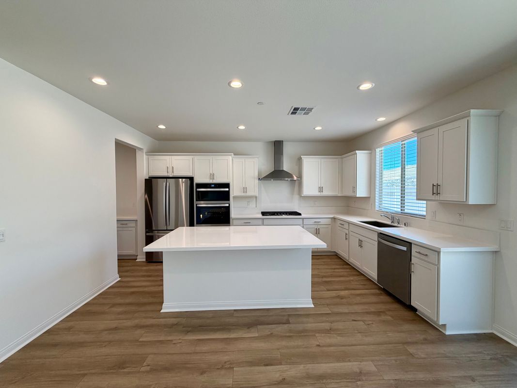 Building Photo - 21624 Thomas Ct