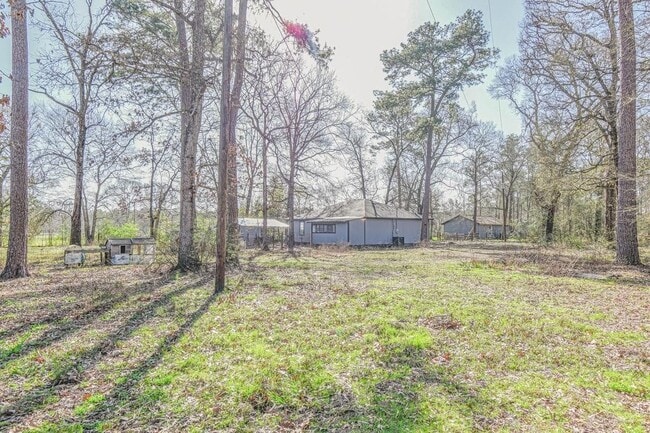 Building Photo - 3735 Woodpeckers Grove