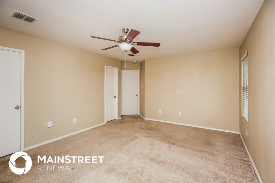 Building Photo - 1405 Krista Dr