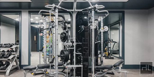 Building Photo - NEW YORK AVENUE