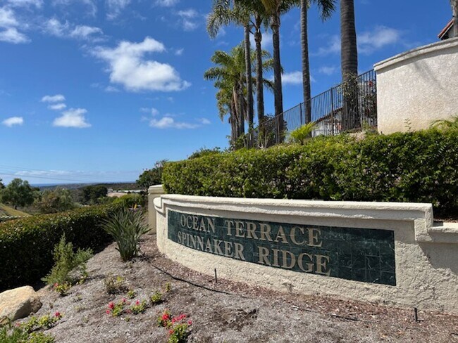 Building Photo - For Lease –Panoramic View Home