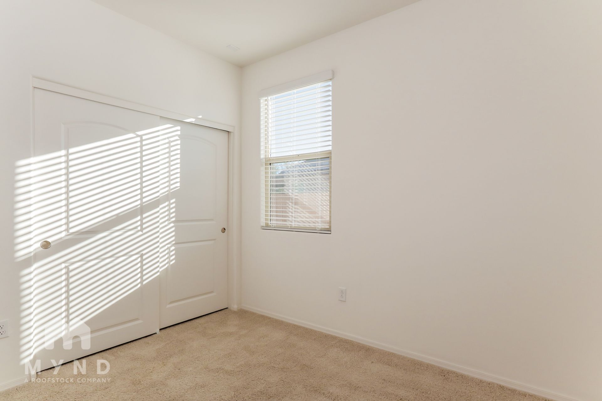 Building Photo - 801 Calle Tikal