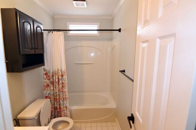 Building Photo - Rock Hill!  Beautiful home available!