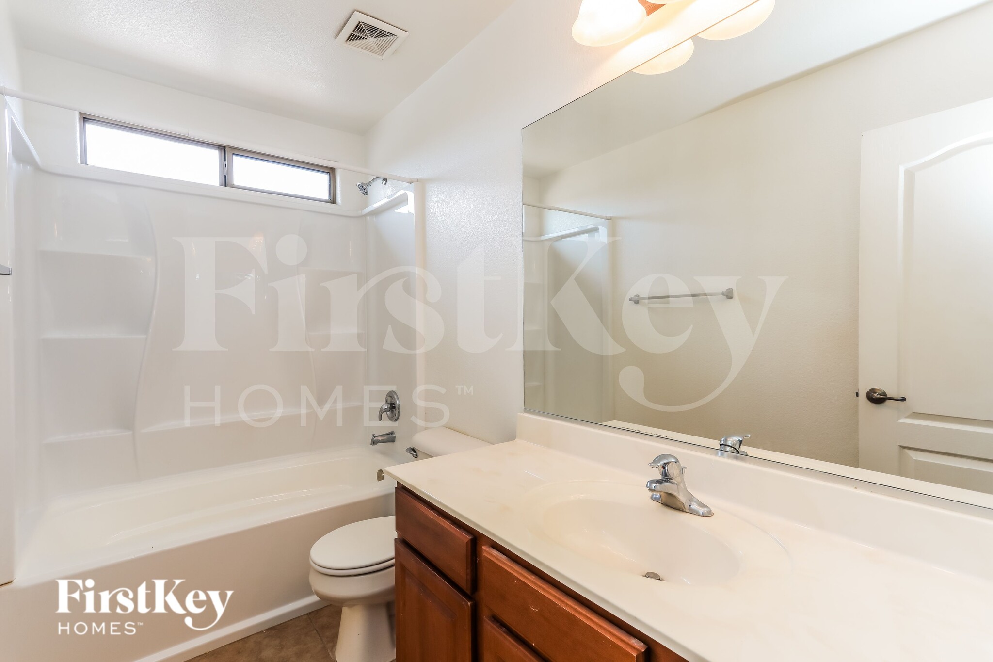 Building Photo - 8404 S Otis Dr