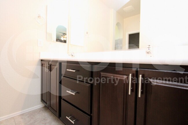 Building Photo - 5629 W Montebello Way