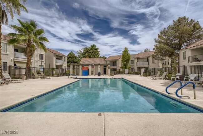 Building Photo - 4706 Nara Vista Way