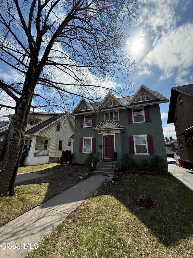Building Photo - 1960 Eastern Pkwy