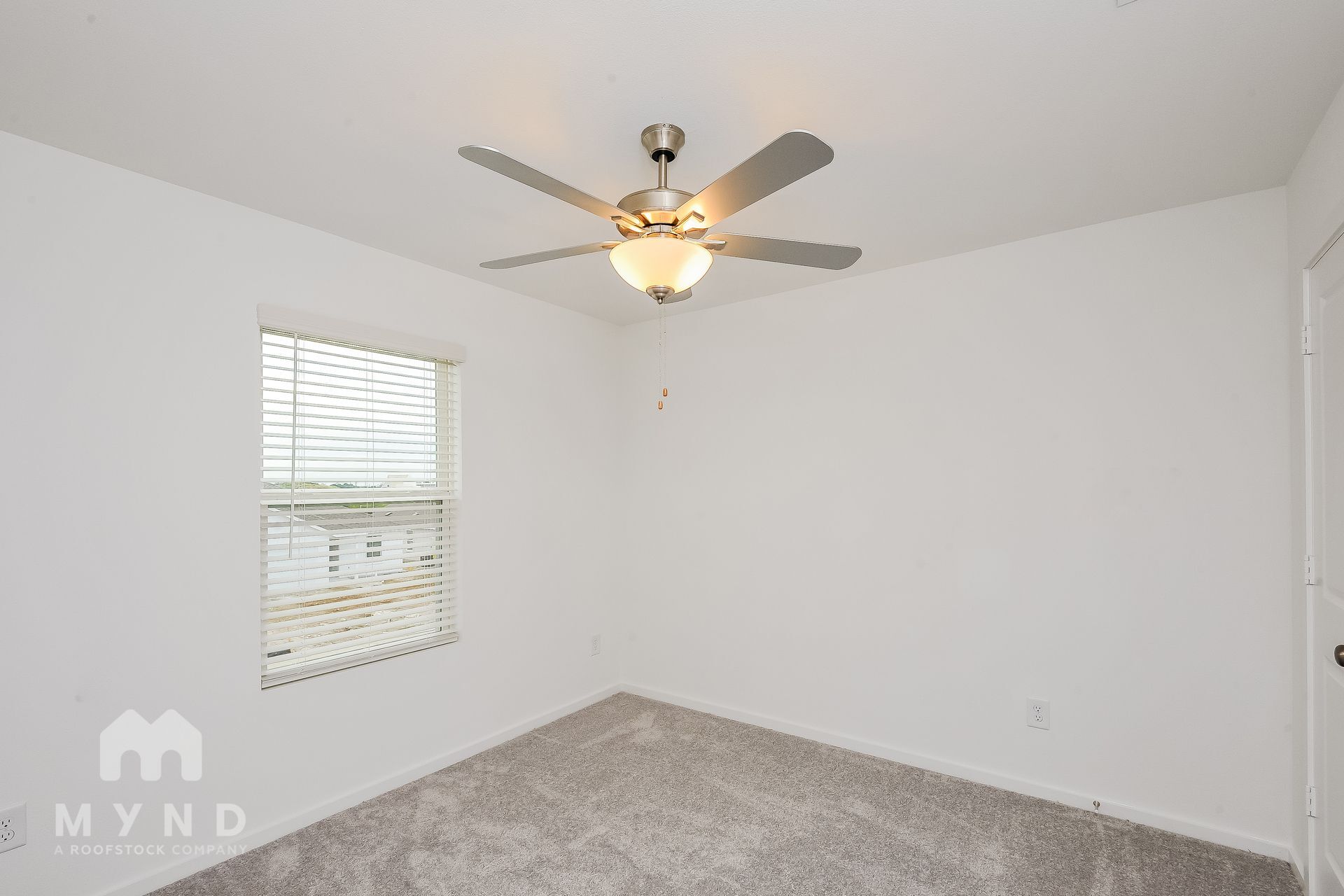 Building Photo - 2740 Mistwood Dr