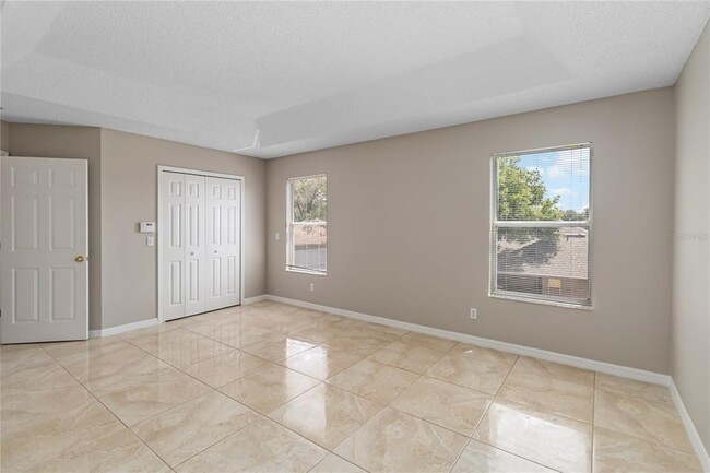 Building Photo - 2664 Tall Maple Loop