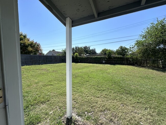 Building Photo - 4225 Harry St