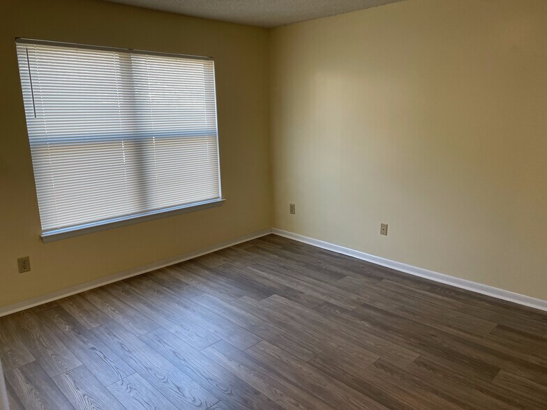 Building Photo - 149 Windsor Castle Dr