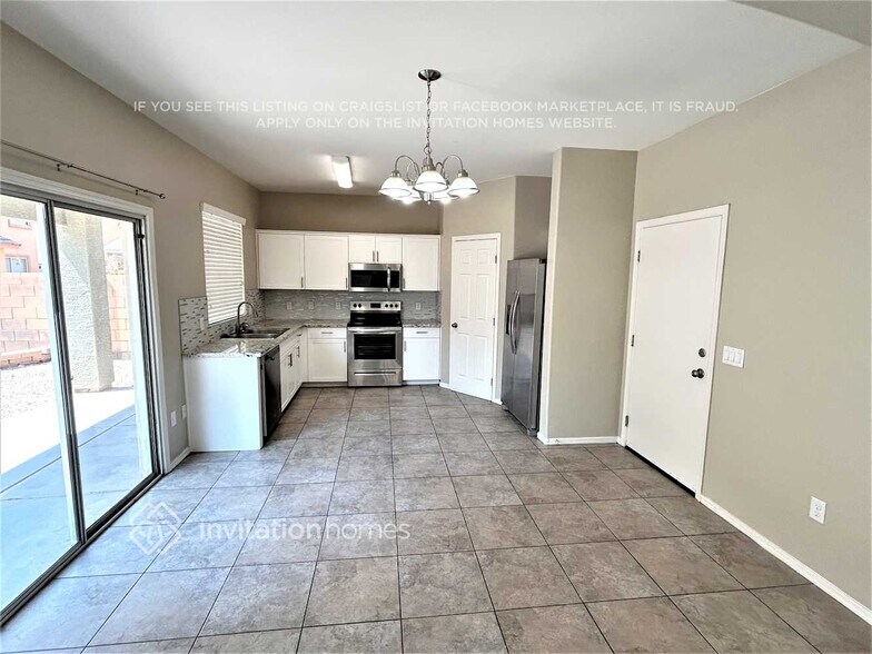 Building Photo - 3933 W Carter Rd